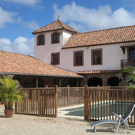 Domaine Du Chateau Les Trois-Ilets Exterior photo